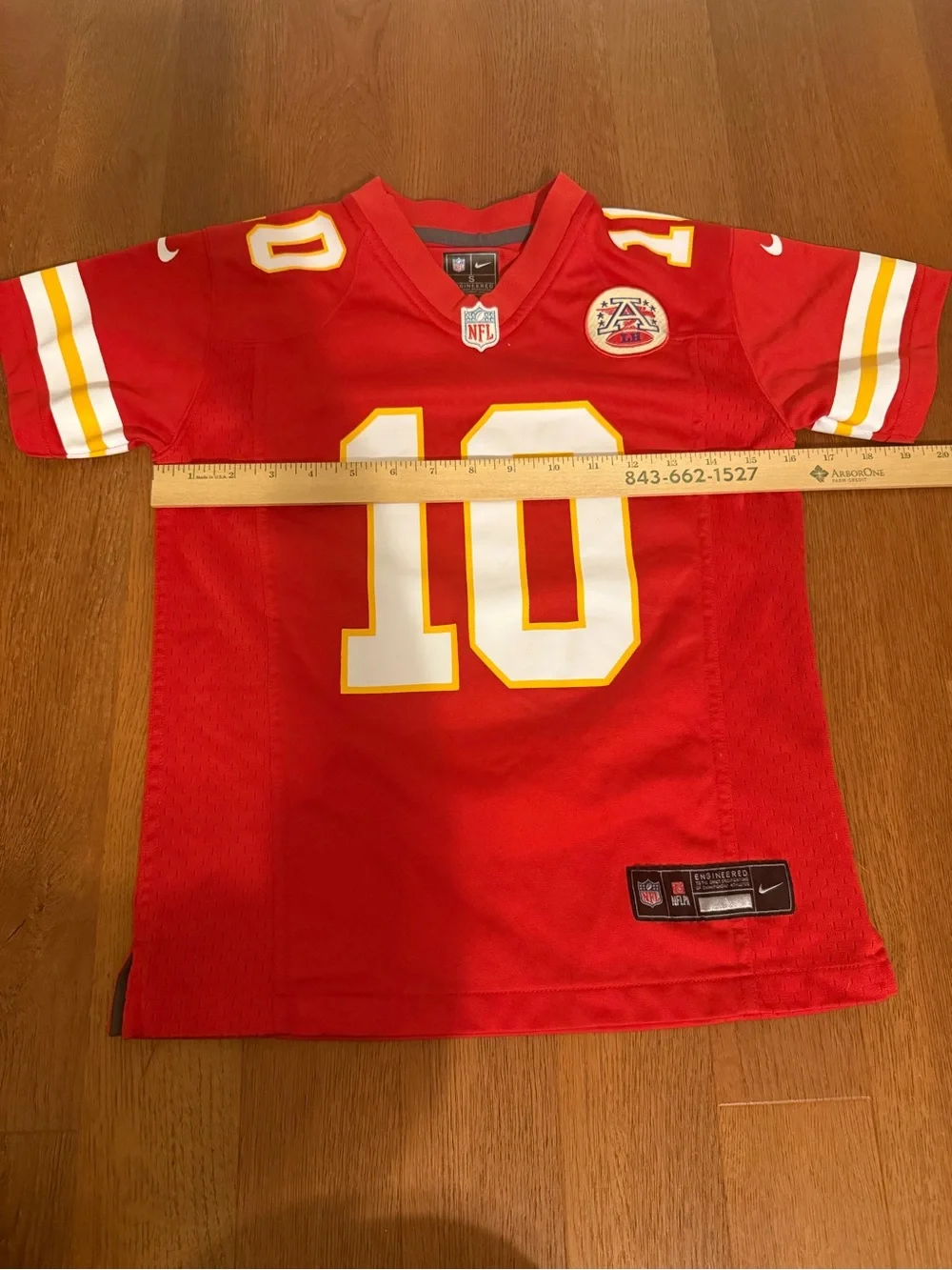 Nike NFL Kansas City Chiefs Isiah Pacheco 10 Jersey Youth Small Red